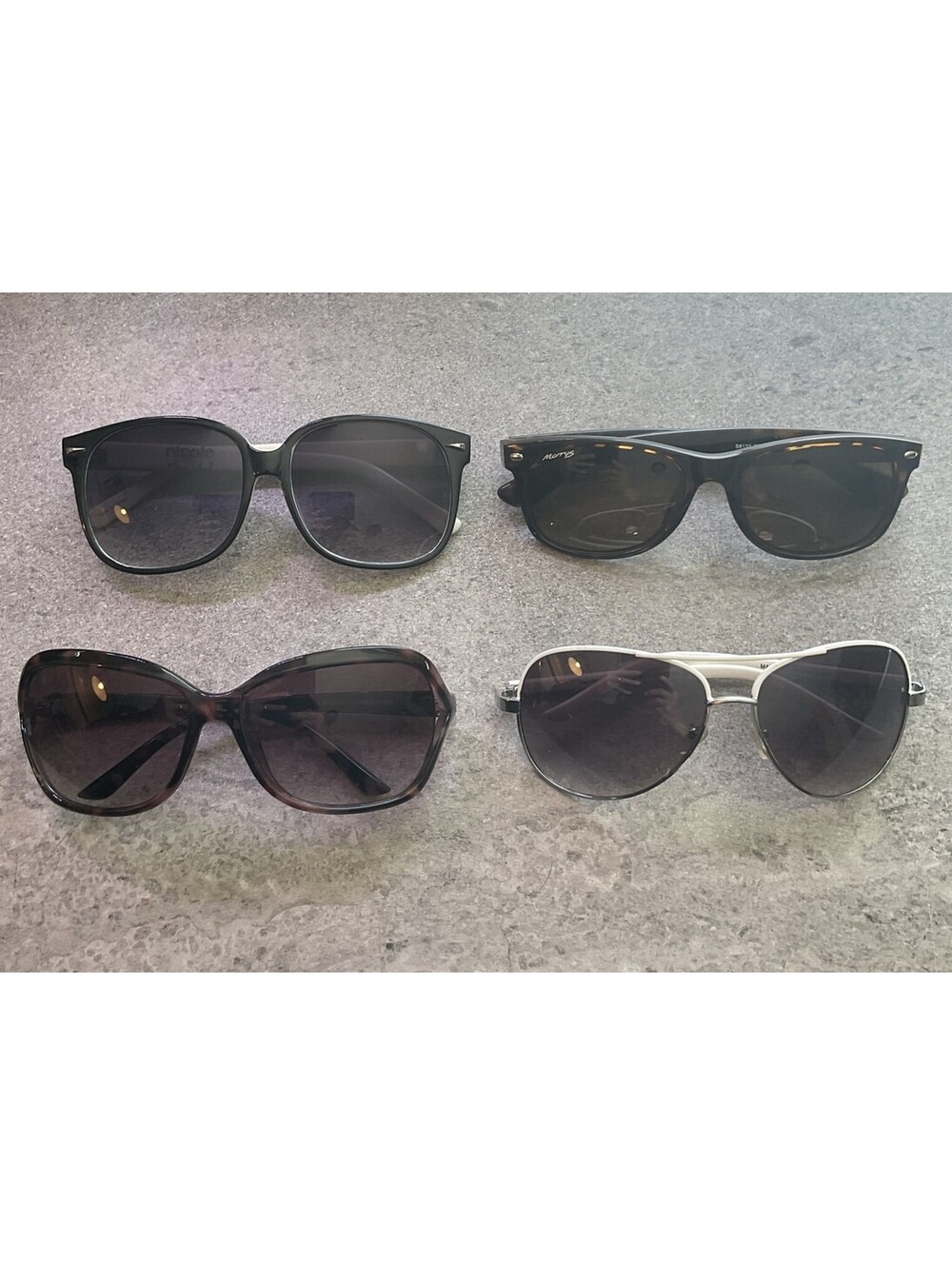 Lot Of Four Womens Sunglasses Merrys, American Eagle, Nicole Miller, Etc G2